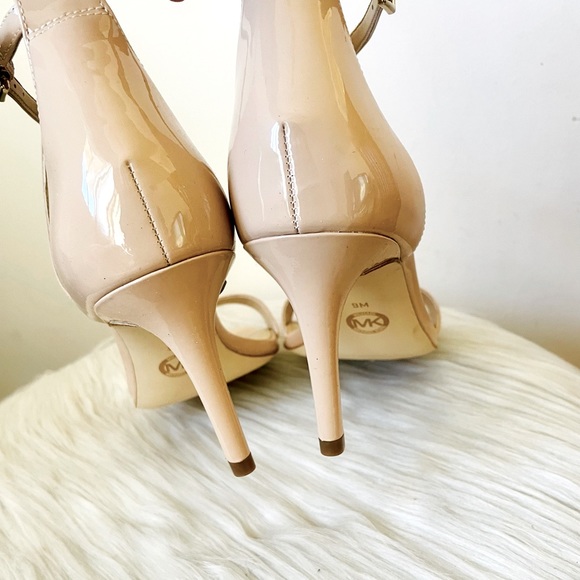 Michael Kors “Ava” Mid Sandal - Picture 5 of 9